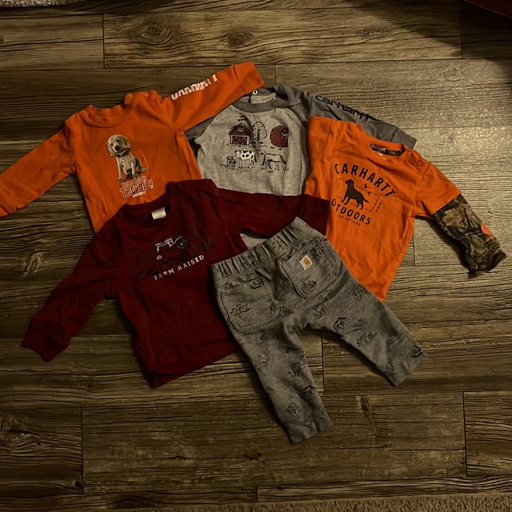 9 months CARHARTT bundle !!